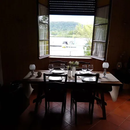 The On Lago Maggiore 別荘 カステッレット・ソプラ・ティチーノ